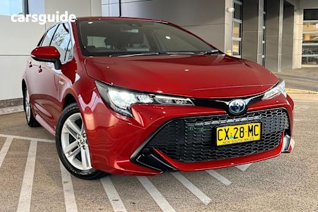 Red 2020 Toyota Corolla Hatch ASCENT SPORT HYBRID F