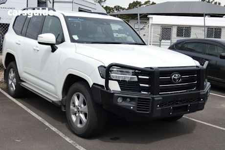 White 2023 Toyota Landcruiser SUV GXL 4X4