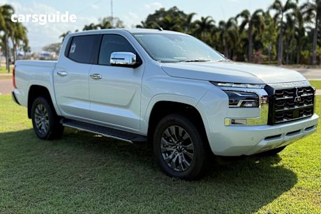 White 2024 Mitsubishi Triton Ute Tray GLS 4X4