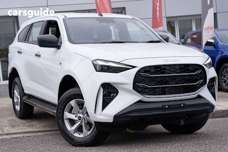 White 2025 Isuzu MU-X SUV LS-M R
