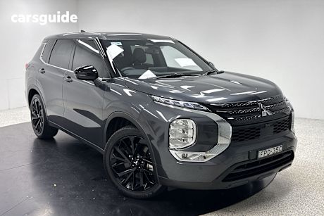 Grey 2024 Mitsubishi Outlander SUV LS F