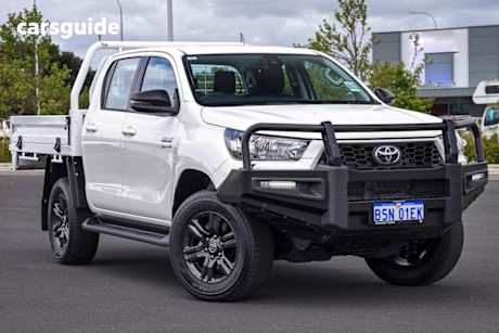 White 2024 Toyota Hilux Double Cab Chassis Sr (4X4) Steel Wheels