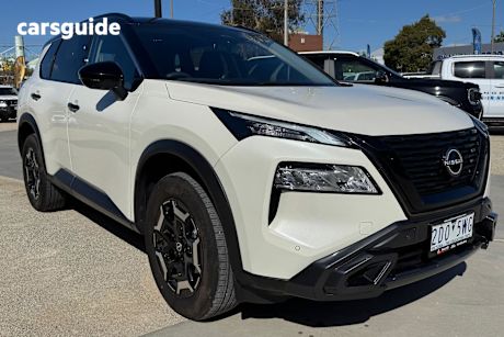 White 2024 Nissan X-Trail SUV N-TREK F