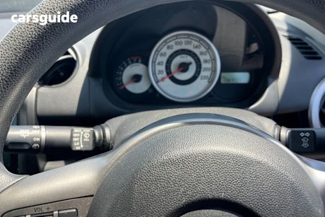 Grey 2008 Mazda 2 Hatchback Maxx