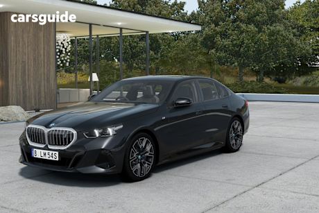 Grey 2024 BMW I5 Sedan EDRIVE40 M SPORT R