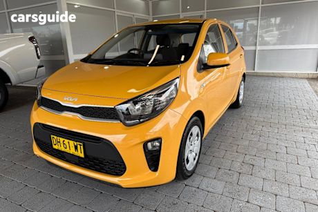 Yellow 2023 Kia Picanto Hatch S F