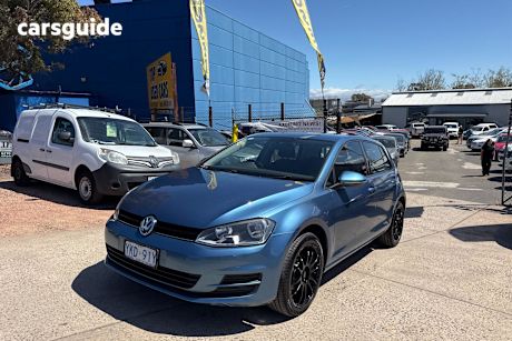 Blue 2015 Volkswagen Golf Hatchback 90 Tsi