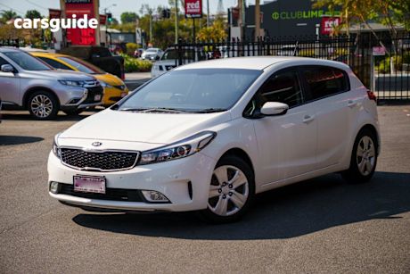 White 2017 Kia Cerato Hatchback S