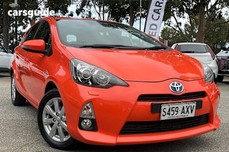 Orange 2013 Toyota Prius-C Hatch I-TECH F