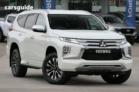 White 2020 Mitsubishi Pajero Sport Wagon Exceed (4X4) 7 Seat