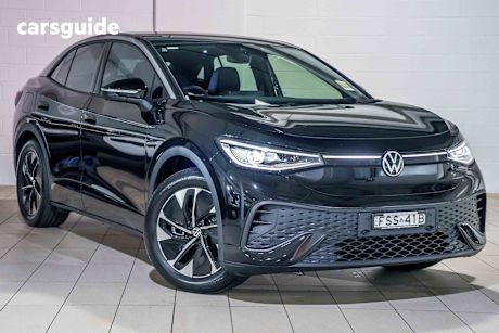 Black 2025 Volkswagen Id.5 SUV PRO R