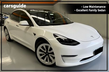 White 2021 Tesla Model 3 Sedan LONG RANGE 4WD