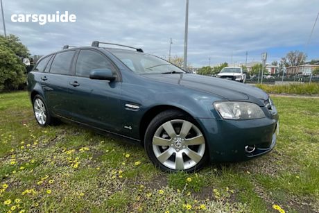 Blue 2009 Holden Commodore Sedan Omega