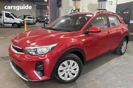 Red 2021 Kia Stonic Wagon S