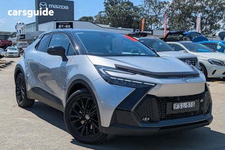 Silver 2024 Toyota C-HR Wagon Gr-Sport Hybrid