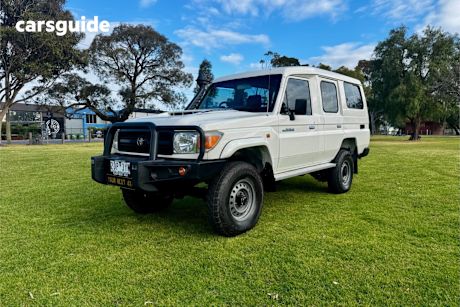 White 2019 Toyota Landcruiser SUV WORKMATE (4X4) 2 SEAT
