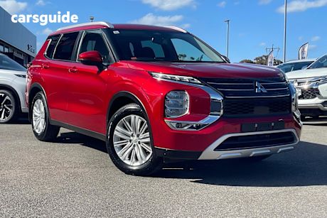 Red 2022 Mitsubishi Outlander SUV LS F