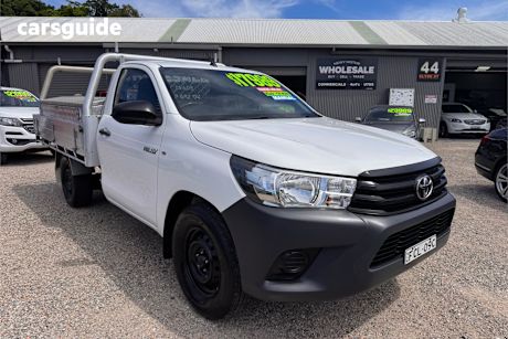 White 2017 Toyota Hilux Cab Chassis Workmate