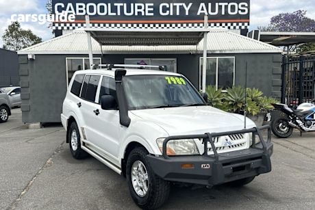 White 2005 Mitsubishi Pajero Wagon Gls Lwb (4X4)