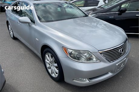 Silver 2006 Lexus LS Sedan LS460 R