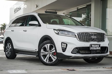 White 2018 Kia Sorento Wagon Gt-Line (4X4)