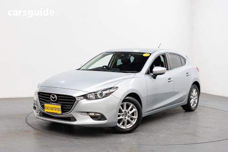 Silver 2018 Mazda 3 Hatchback Maxx Sport (5Yr)