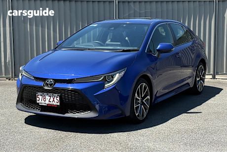Blue 2019 Toyota Corolla Sedan ZR F