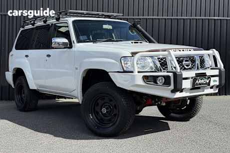 White 2011 Nissan Patrol SUV TI 4X4