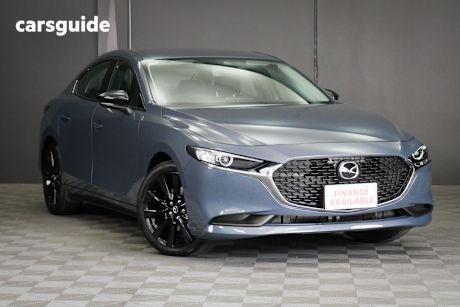 Grey 2022 Mazda 3 Sedan G25 Evolve Sp