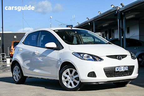 White 2008 Mazda 2 Hatchback Maxx