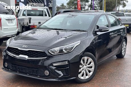 Black 2018 Kia Cerato Hatchback S (Av)