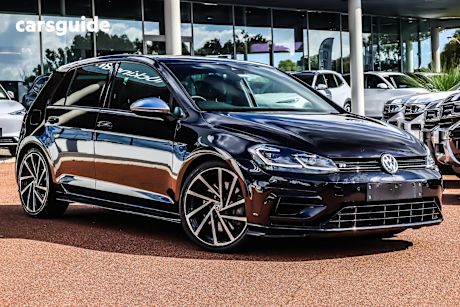 Black 2019 Volkswagen Golf Hatch R 4WD