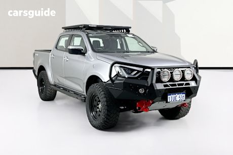 Silver 2021 Isuzu D-MAX Crew Cab Utility Ls-U (4X4)