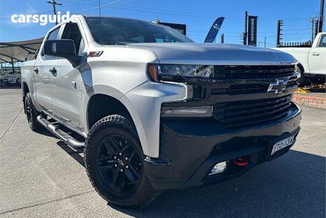 Silver 2022 Chevrolet Silverado Crew Cab Utility 1500 Lt Trail Boss