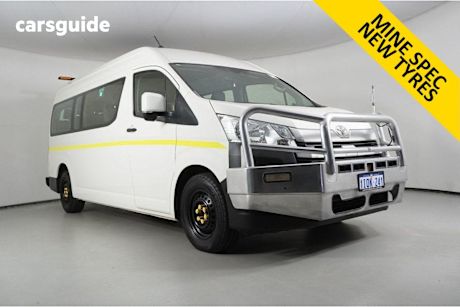 White 2021 Toyota HiAce Bus Slwb Commuter (12 Seats)