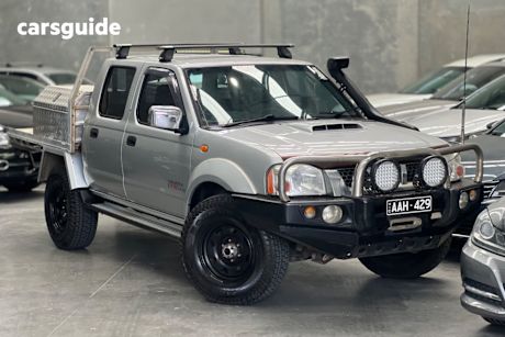Grey 2013 Nissan Navara Dual Cab Pick-up St-R (4X4)