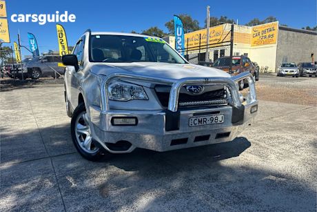 White 2013 Subaru Forester Wagon 2.5I