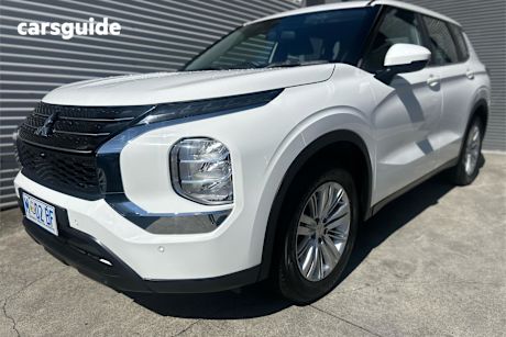 2022 Mitsubishi Outlander SUV ES F
