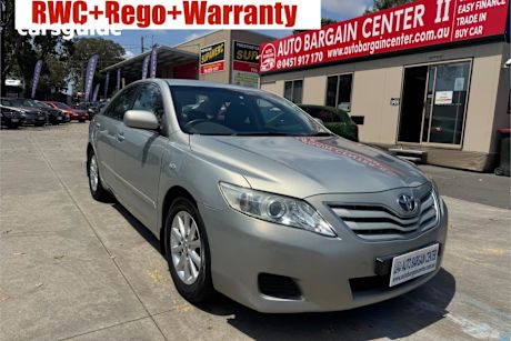 Silver 2009 Toyota Camry Sedan Altise