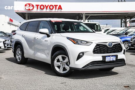 White 2022 Toyota Kluger SUV GX 4X4