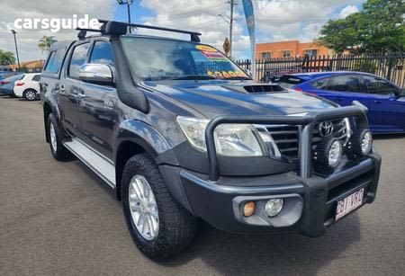 Grey 2015 Toyota Hilux Ute Tray SR5 4X4