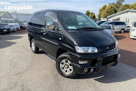 Black 2005 Mitsubishi Delica SUV SPACEGEAR 4WD