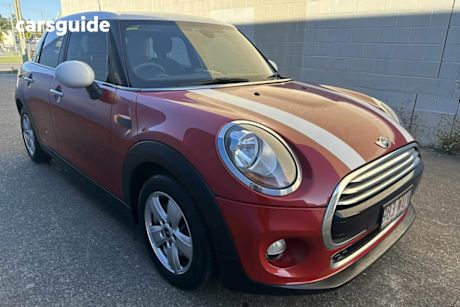 Red 2016 Mini Clubman Wagon Cooper