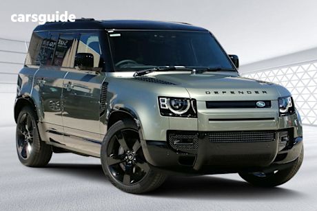 Green 2025 Land Rover Defender Wagon 110 D350 X-Dynamic Hse (257Kw)