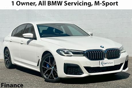 White 2022 BMW 5 Sedan 530D M SPORT R