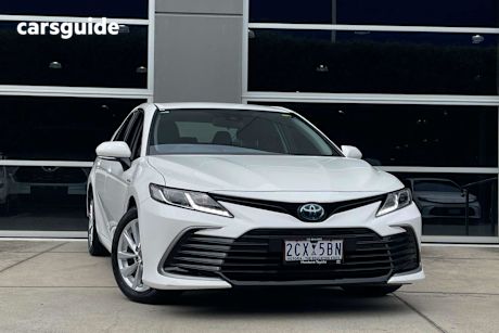 White 2022 Toyota Camry Sedan ASCENT F