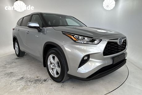 Silver 2023 Toyota Kluger SUV GX 4X4