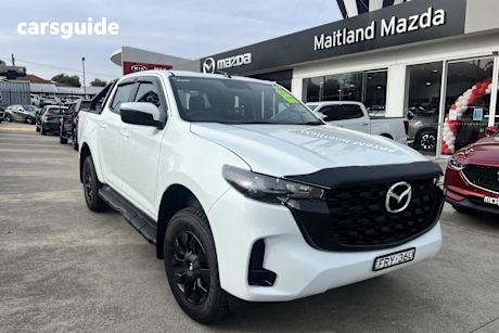 White 2025 Mazda BT-50 Dual Cab Pick-up Xt (4X4)