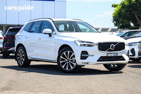 White 2025 Volvo XC60 Wagon Plus B5 Mhev