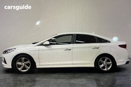 White 2018 Hyundai Sonata Sedan ACTIVE F